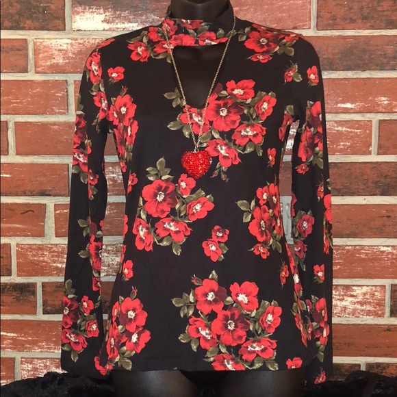 Mock Neck Chocker Long Sleeve Floral Top - Picture 2 of 8